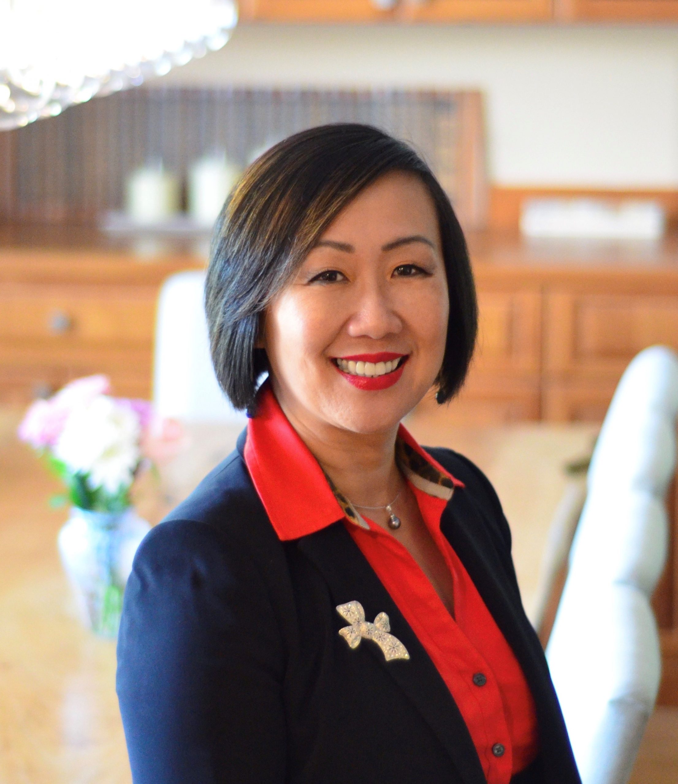 Debbie Headshot 2019